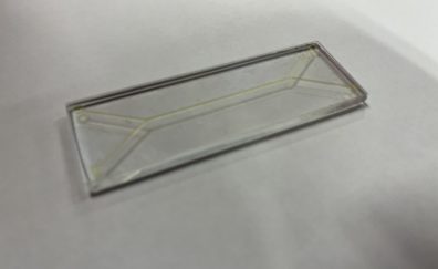 Sample microfluidic master pattern with prefabricated base